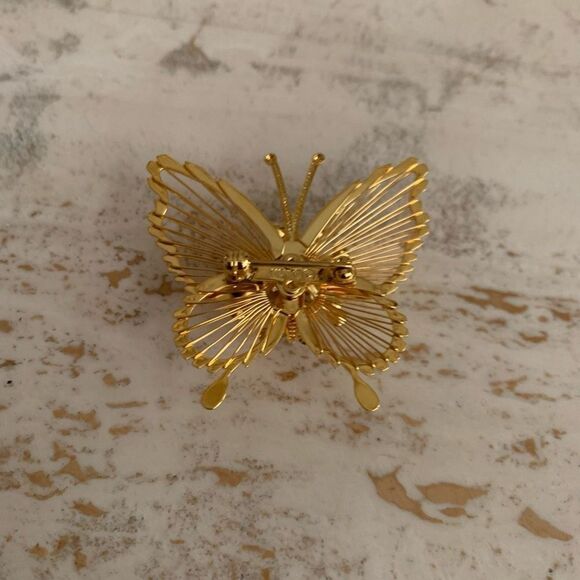 Vintage monet Butterfly pin - Picture 4 of 7